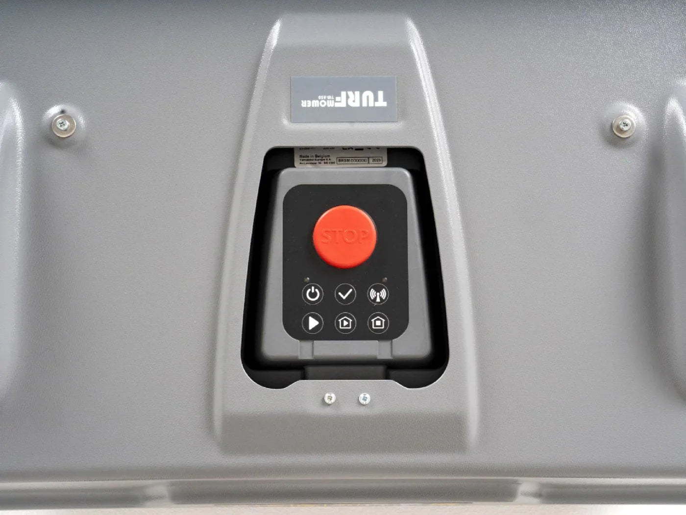 ECHO Mähroboter TM-850 - für Sportplätze und Großflächen