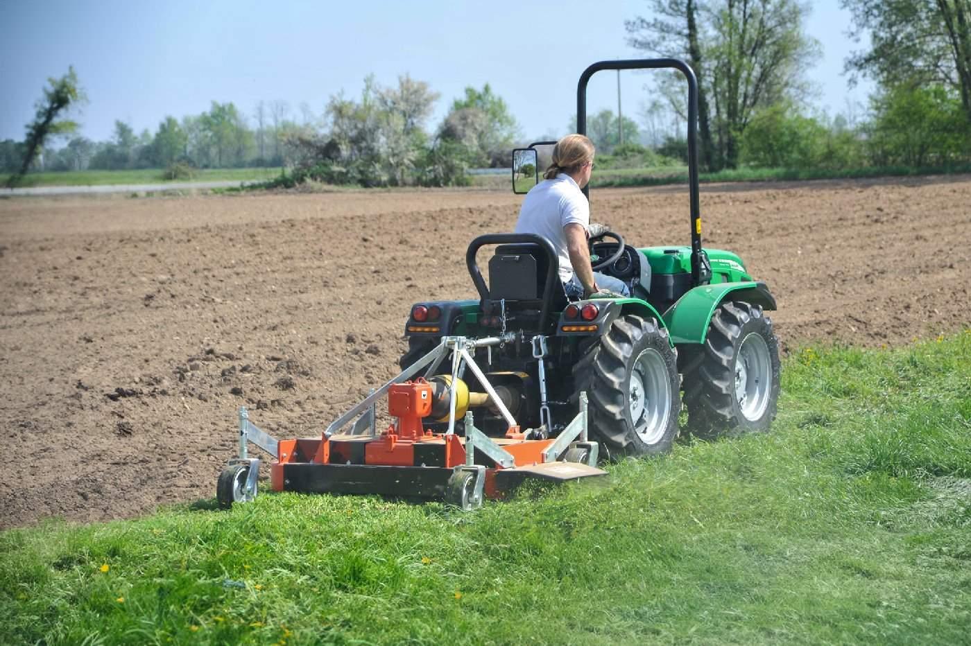 FERRARI Kompakttraktor Cromo 35 RS -Grundmaschine ohne Bereifung