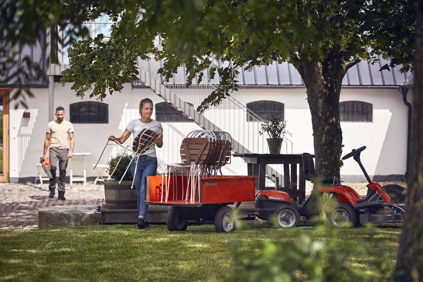 Husqvarna Akku-Frontmäher R 112iC inkl. Mähdeck Combi 85, Akku und Ladegerät