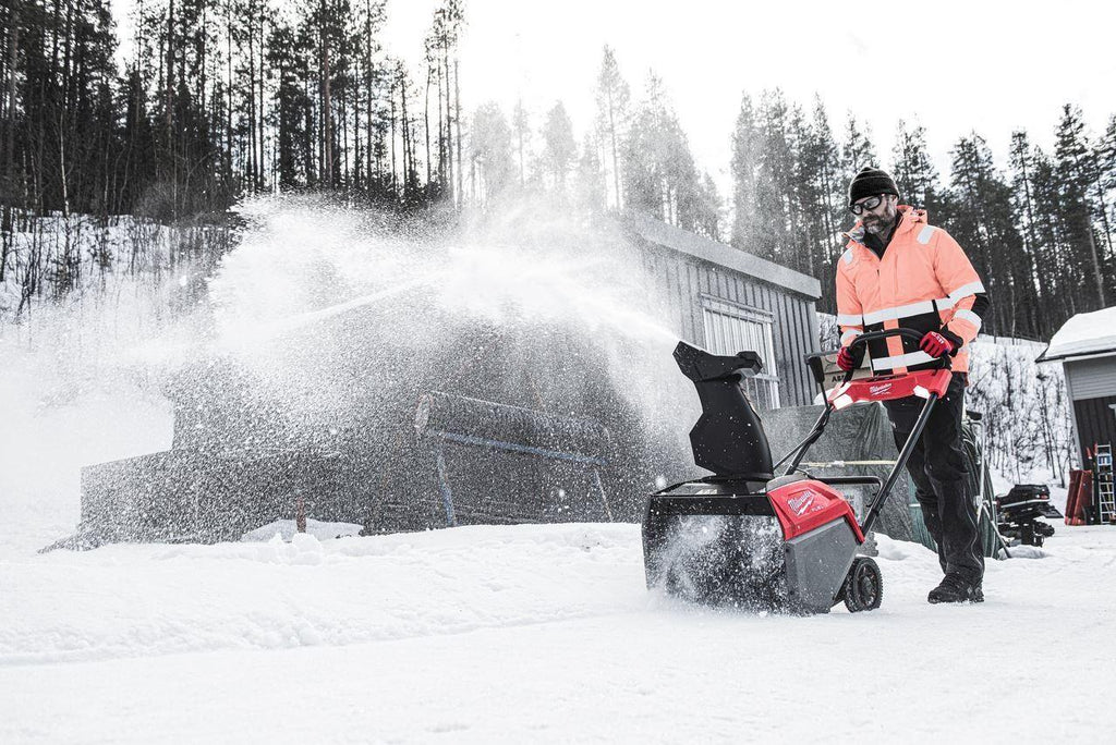 Milwaukee Akku-Schneefräse M18 F2SSBL-122 - inkl. 2x Akku und 1x Schnellladegerät