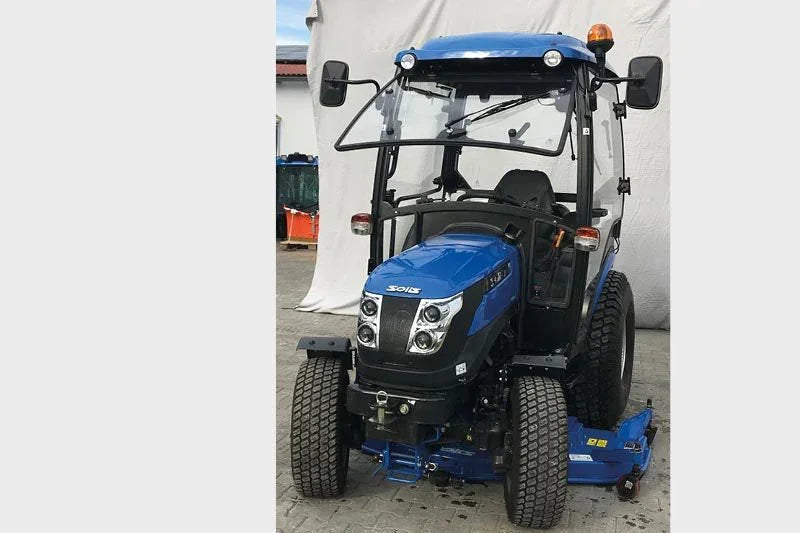 Naglak Kabine mit Heizung Serienausrüstung