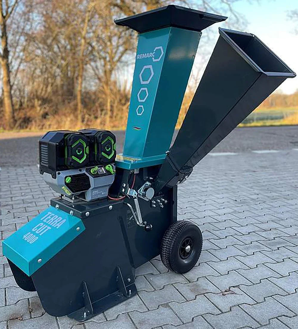 Remarc Akku-Häcksler Terra Cut 4000 BE mit 2 x EGO Akku BA6720T und EGO Schnell-Ladegerät Pro E CH7000E