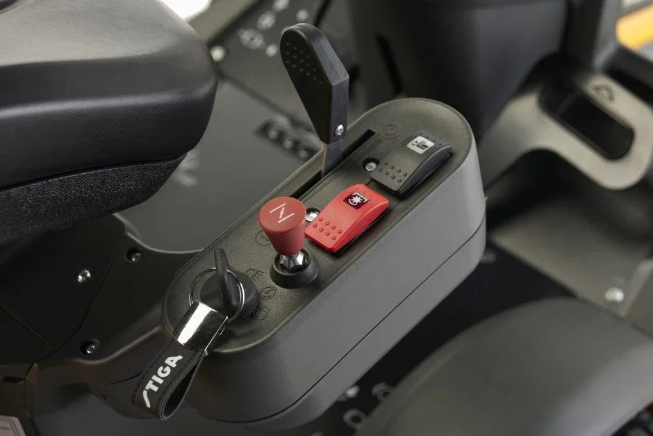 Stiga Frontmäher Park 500 W - Grundgerät ohne Mähwerk