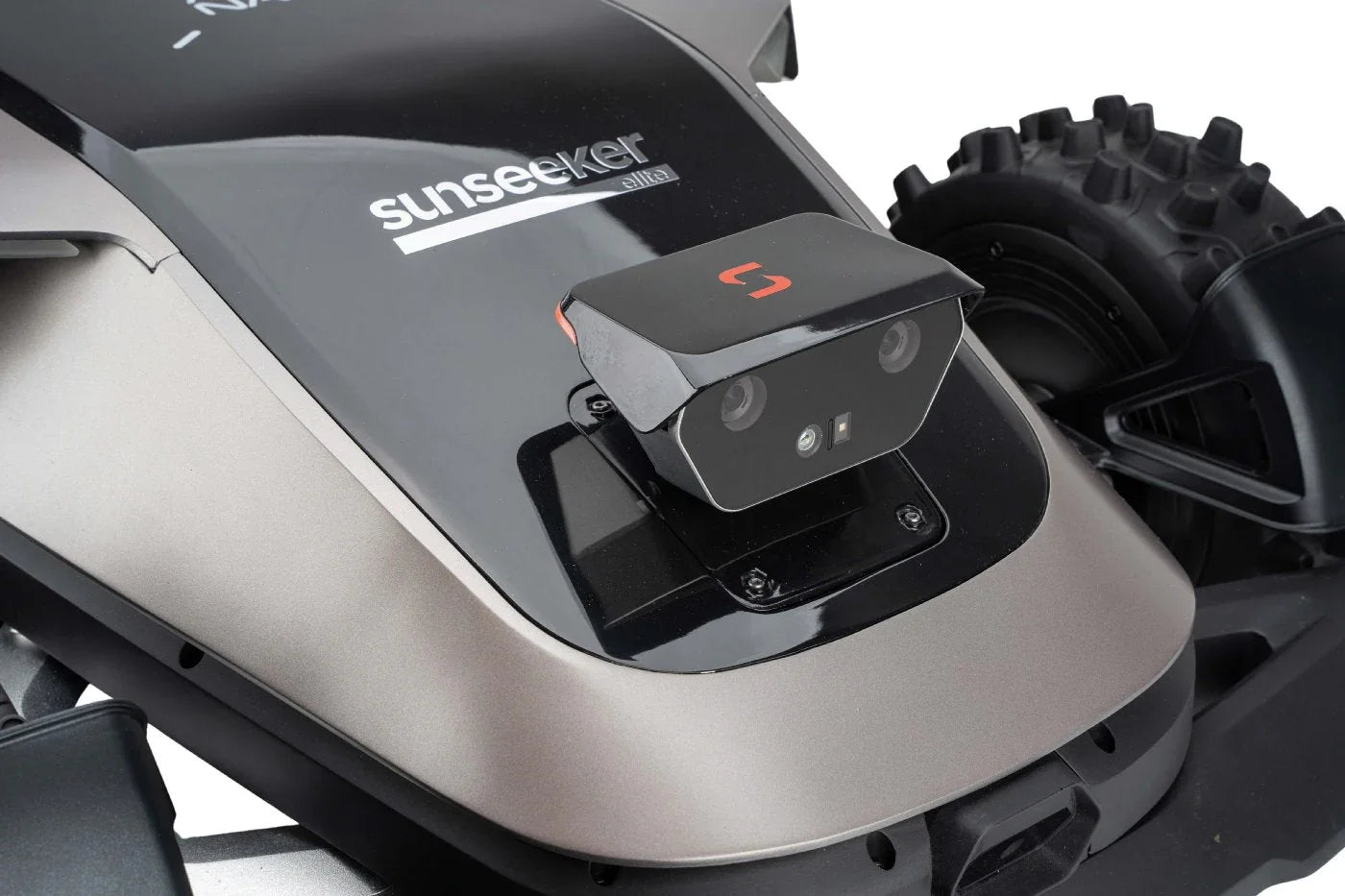 Sunseeker kabelloser Mähroboter X9 für Sportplätze und Großflächen (mit Allrad)