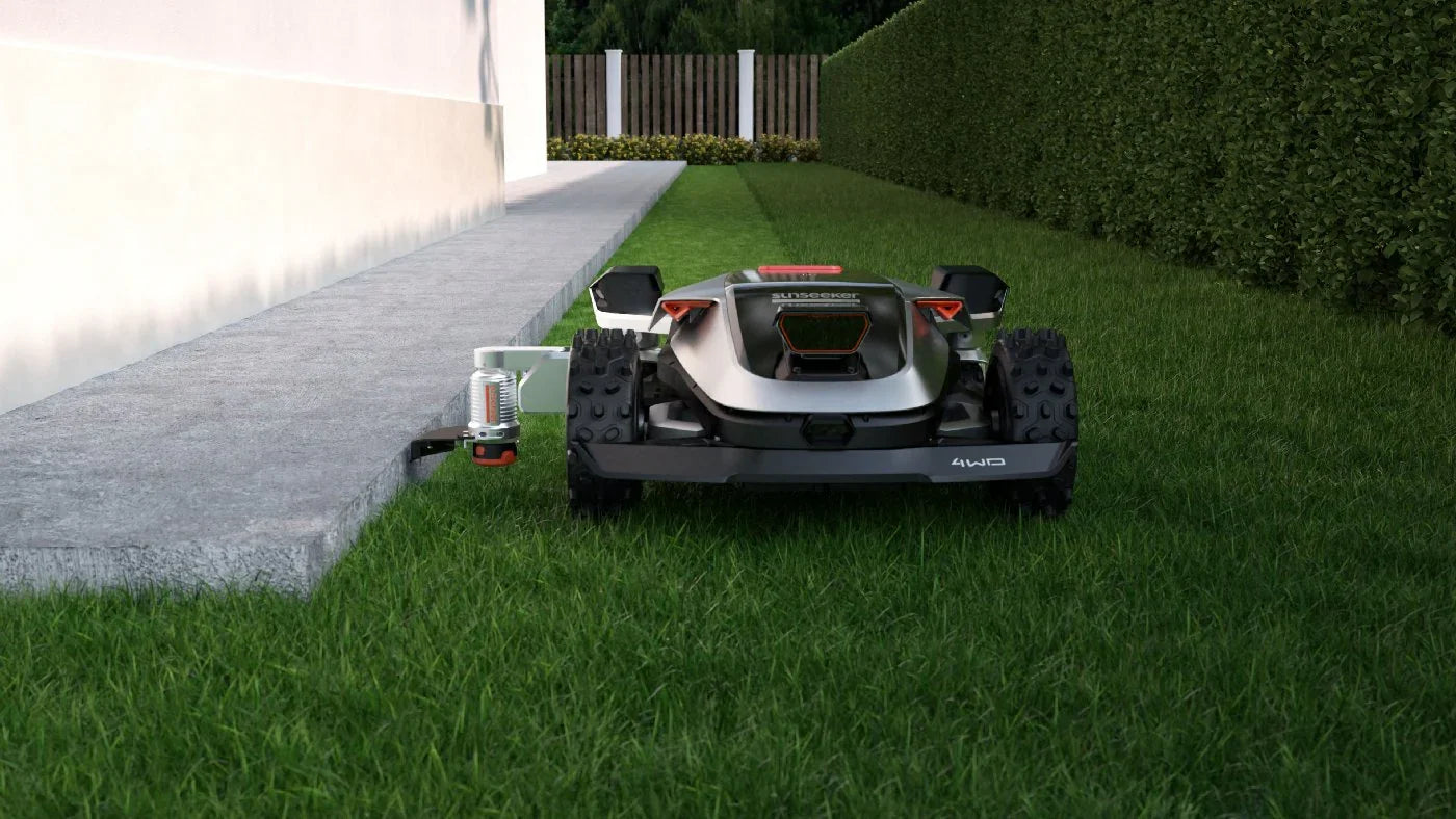 Sunseeker kabelloser Mähroboter X9 für Sportplätze und Großflächen (mit Allrad)