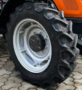 Tafe Ackerbereifung Radial vorne: 280/85R24, hinten: 420/85 R30 für Traktor 7515R
