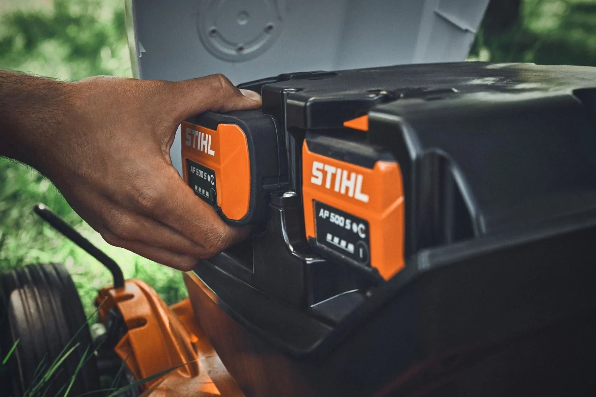 STIHL Akku-Rasenmäher RMA 7 RV ohne Akku und Ladegerät